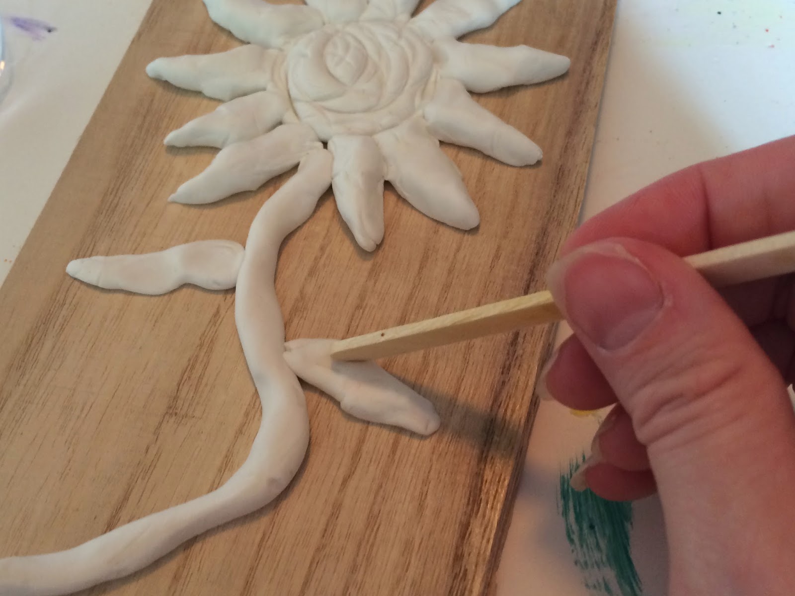 Mini Monets and Mommies: Kids' Stamper Art: Model Magic and Paint 